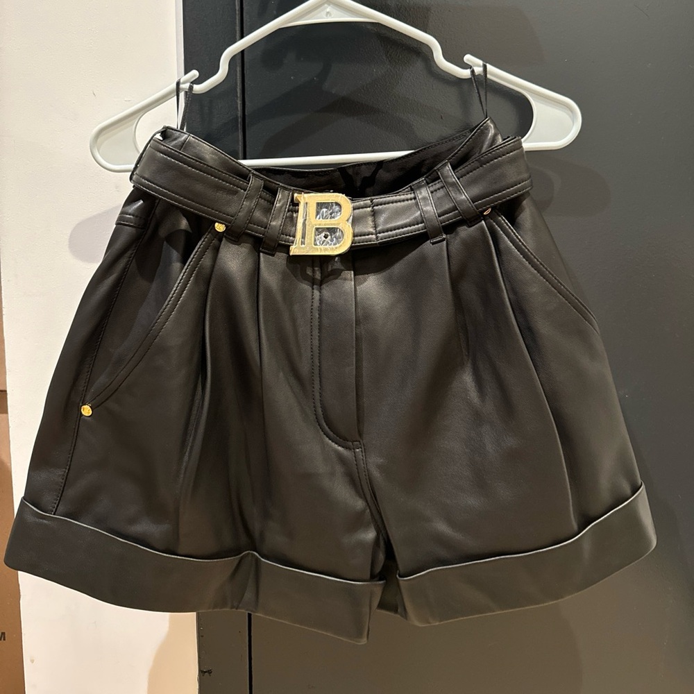 Authentic New Balmain logo-buckle leather shorts